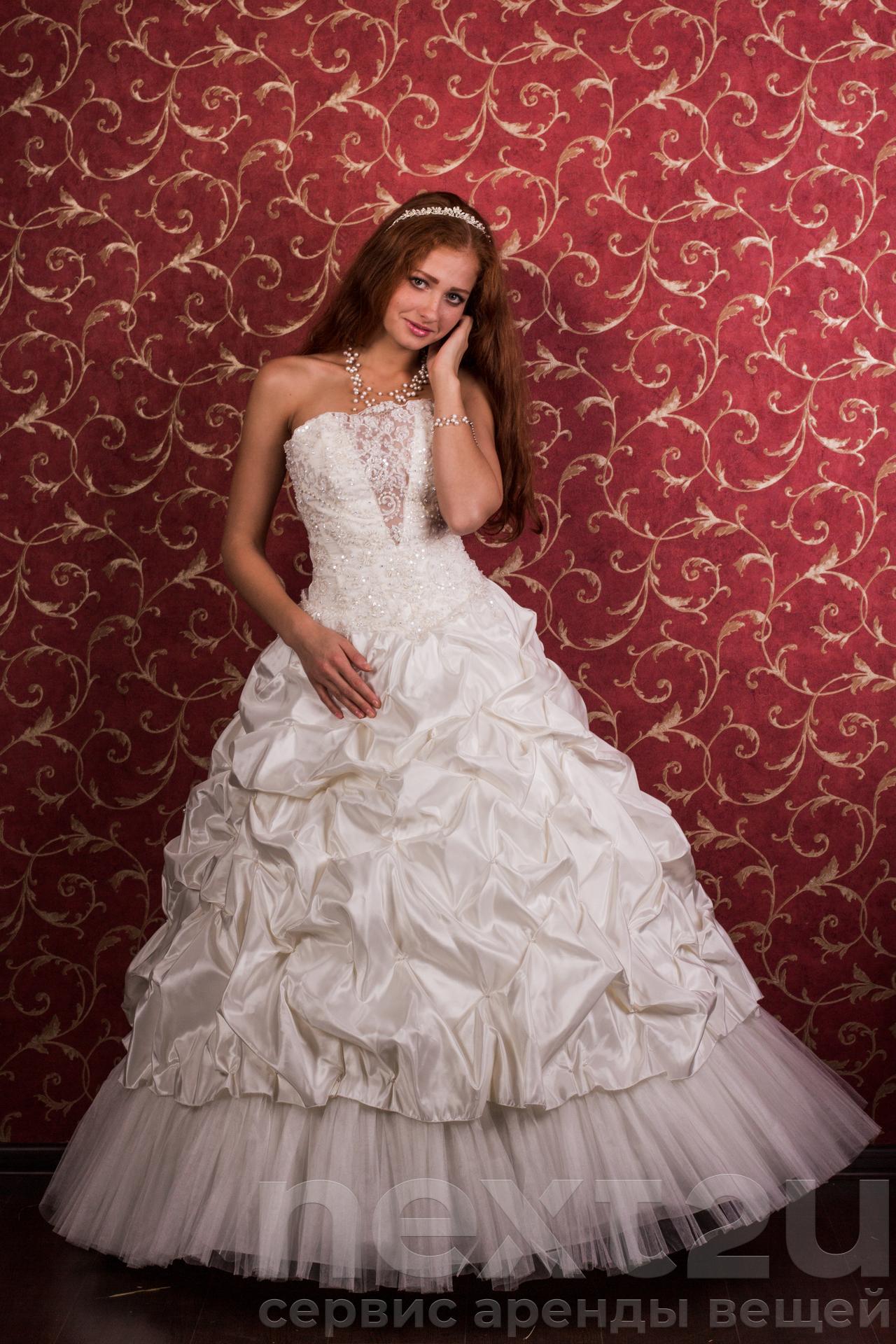 Недорогие платья екатеринбург. Пышное белое платье. Платье напрокат на свадьбу. Прокат свадебных платьев. Взять свадебное платье.